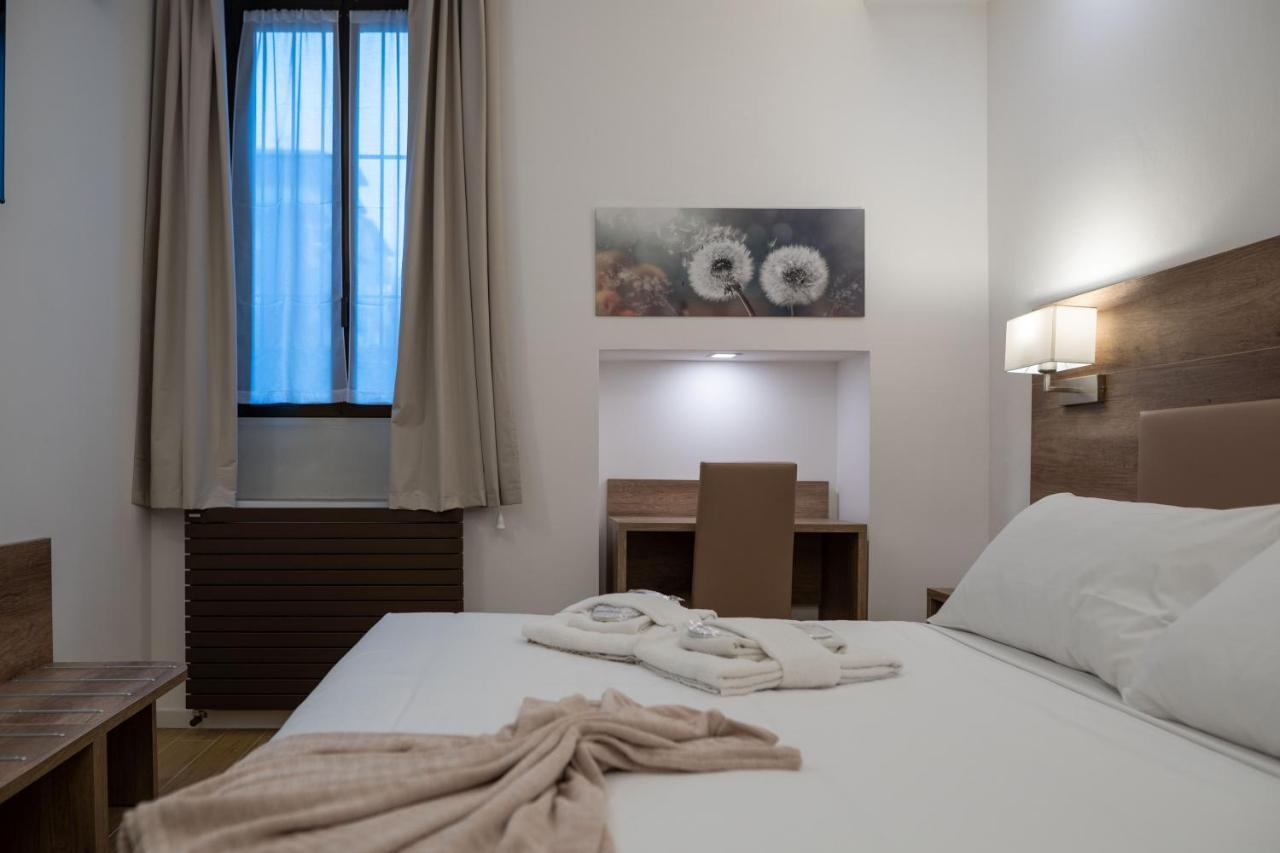 L Arche Comfort & Relax Brown Home Di Via Varesina Milan Exterior photo